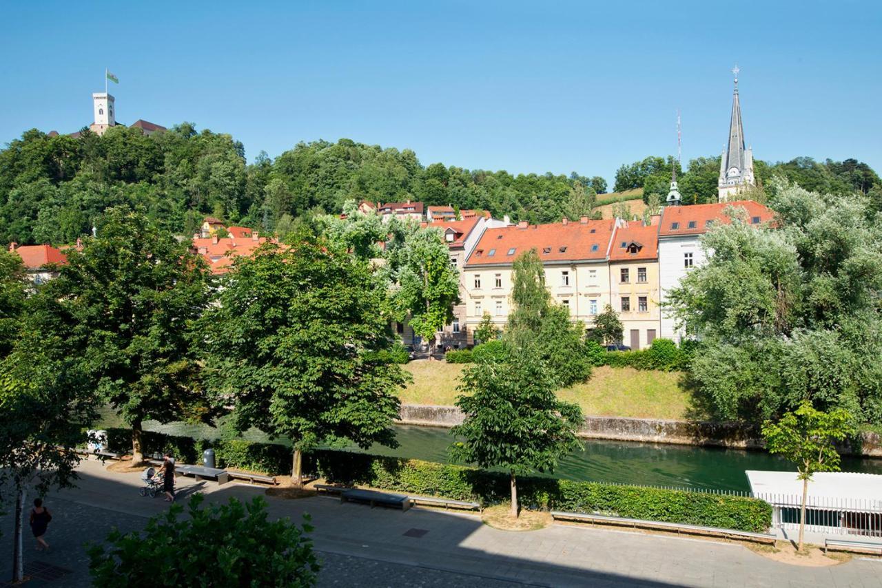 Zois * Ljubljana